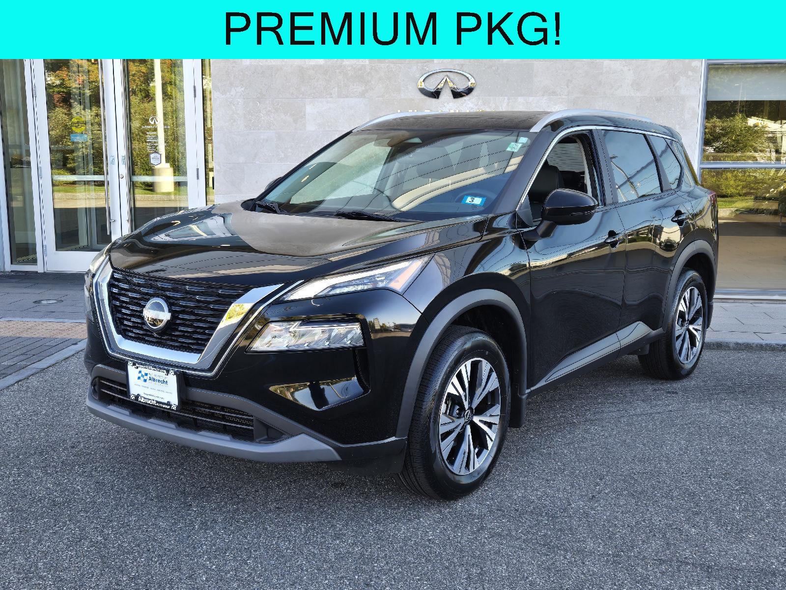 2023 Nissan Rogue SV's photo