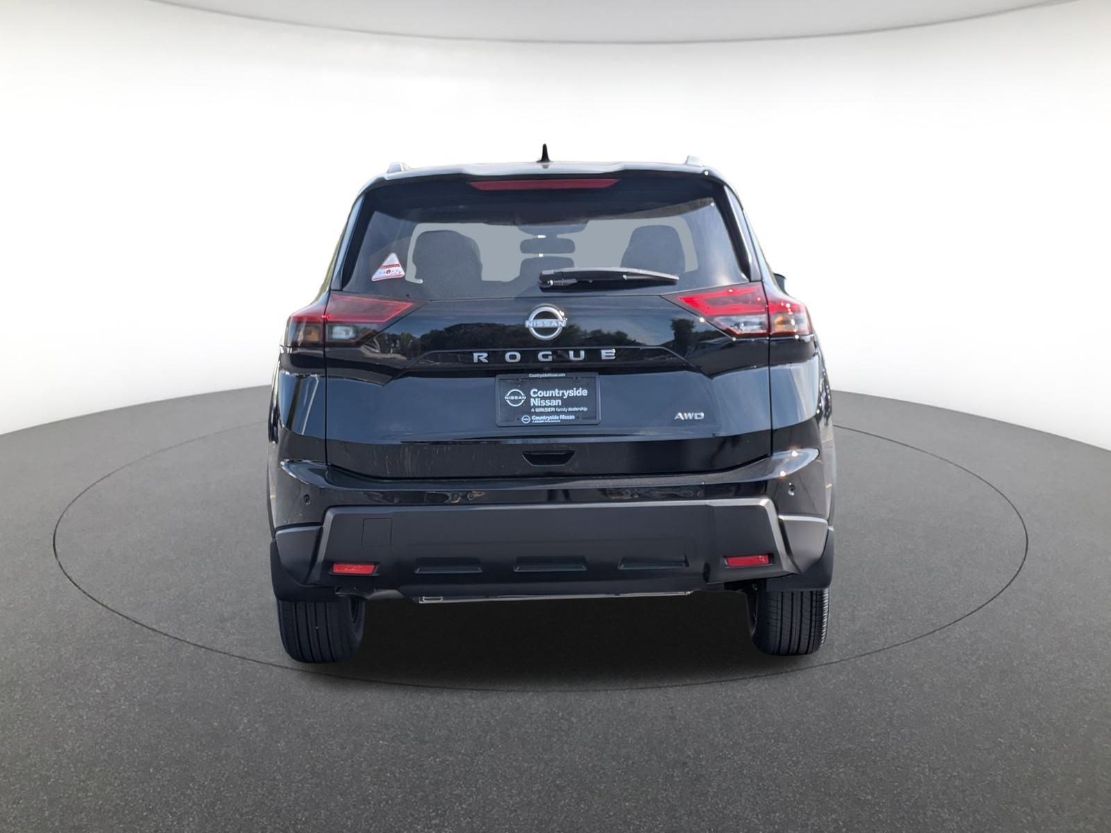2026 Nissan Rogue SV photo 4