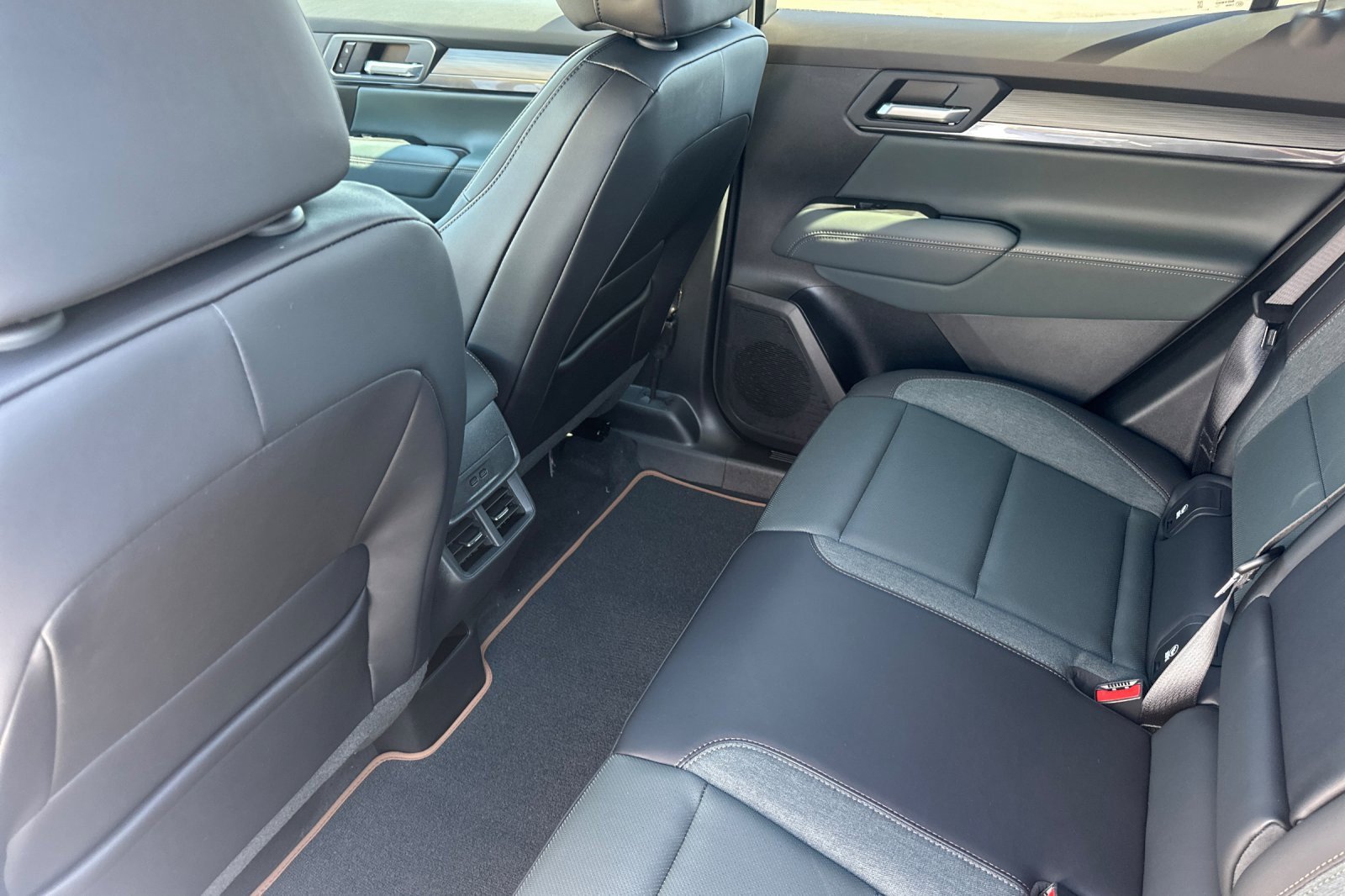 2026 Gmc Terrain AT4 photo 9