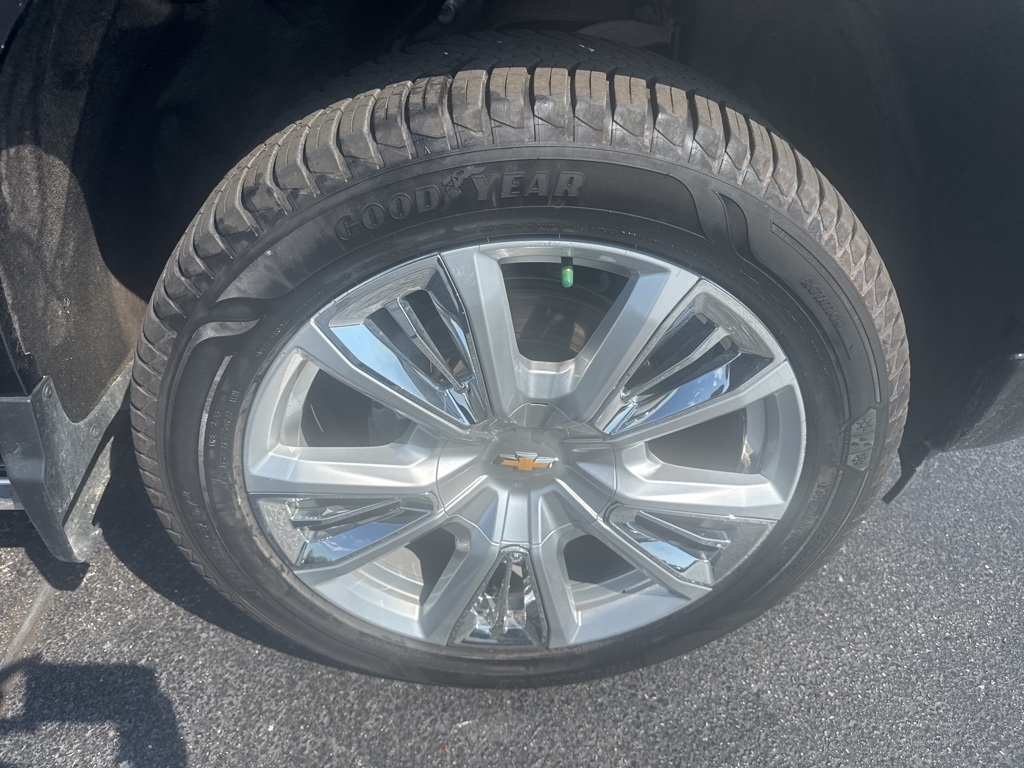 2024 Chevrolet Silverado 1500 High Country photo 9