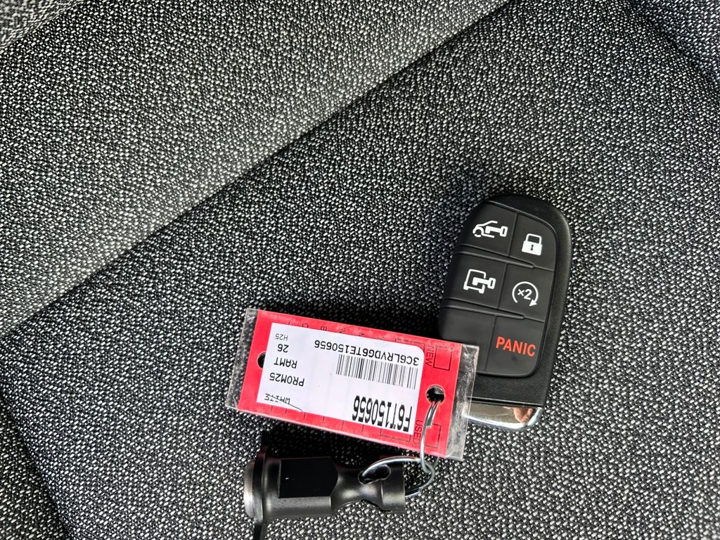 2026 Ram ProMaster 2500 SLT photo 14