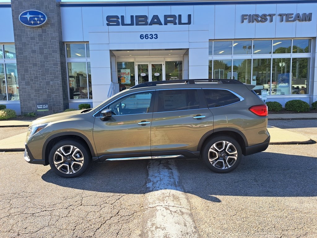 2025 Subaru Ascent Touring photo 2