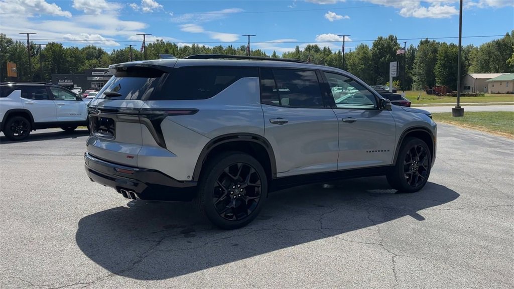 2026 Chevrolet Traverse RS photo 8