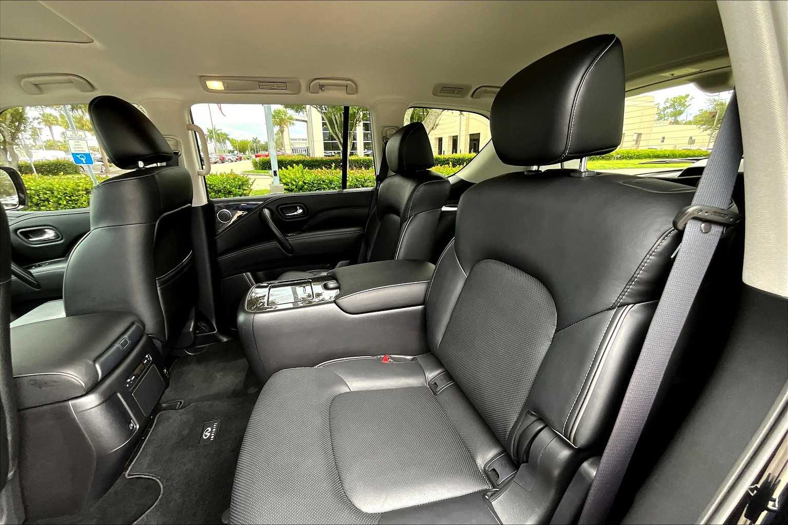 2024 Infiniti QX80 Luxe photo 17