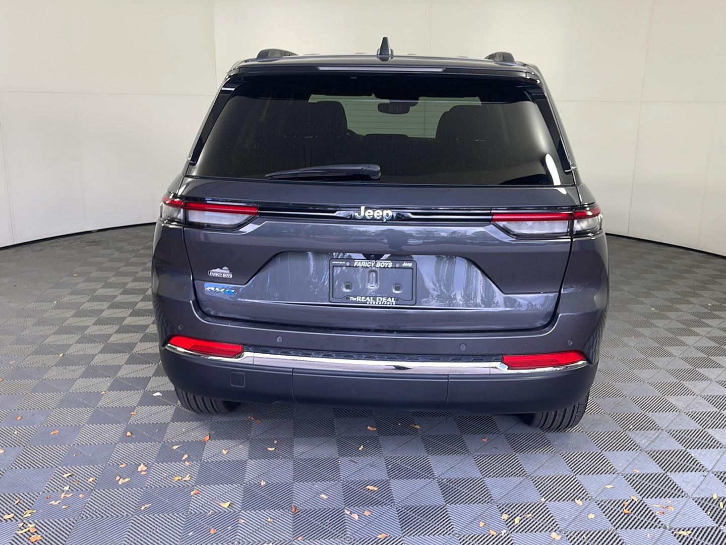 2022 Jeep Cherokee Limited 4xe photo 3