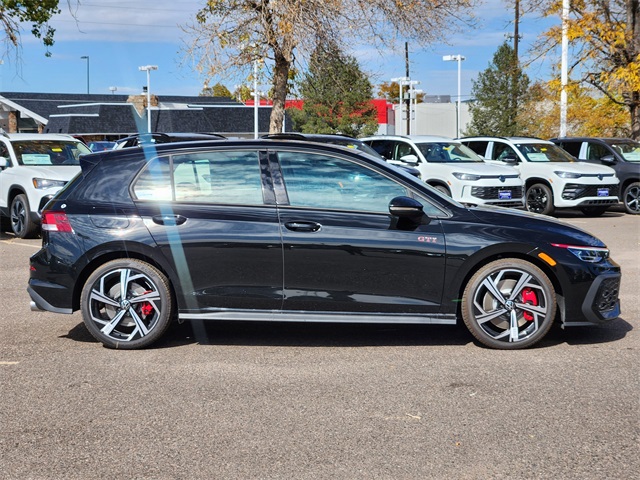 2025 Volkswagen Golf GTI SE photo 2