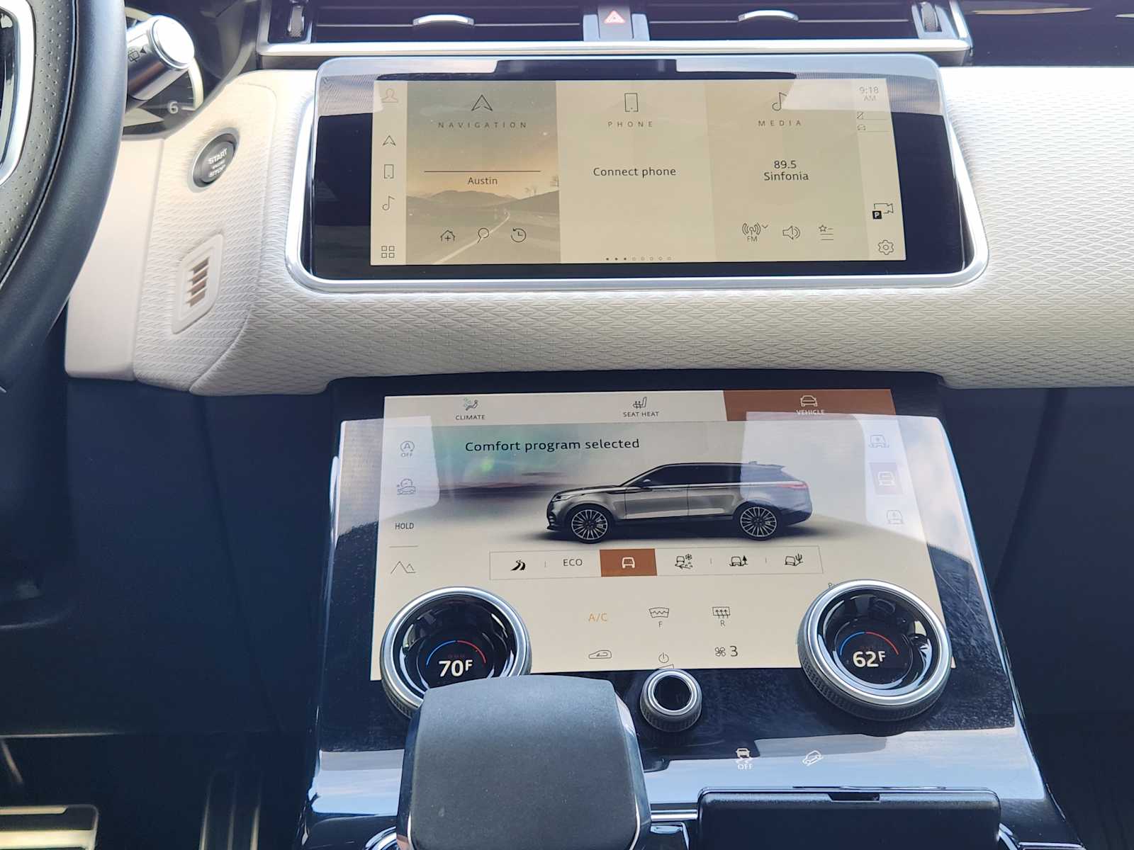 2022 Land Rover Range Rover Velar R-Dynamic S photo 12
