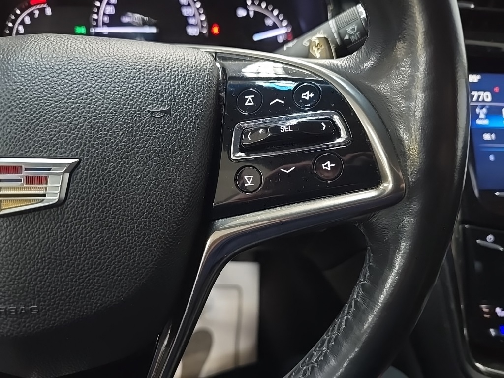 2017 Cadillac CTS Luxury photo 19