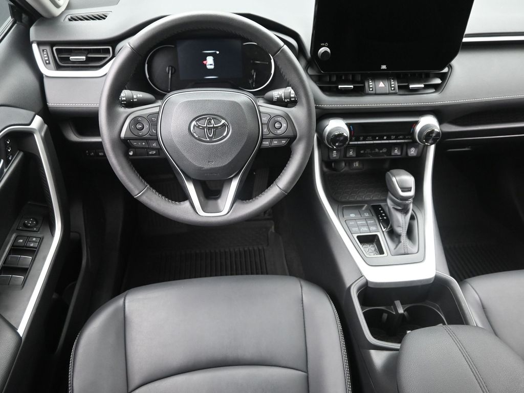 2024 Toyota RAV4 XLE Premium photo 10