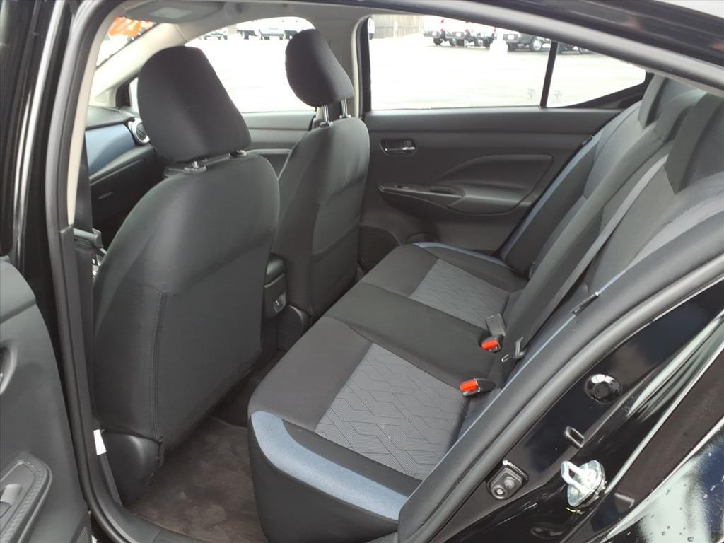 2023 NISSAN VERSA - Image 28