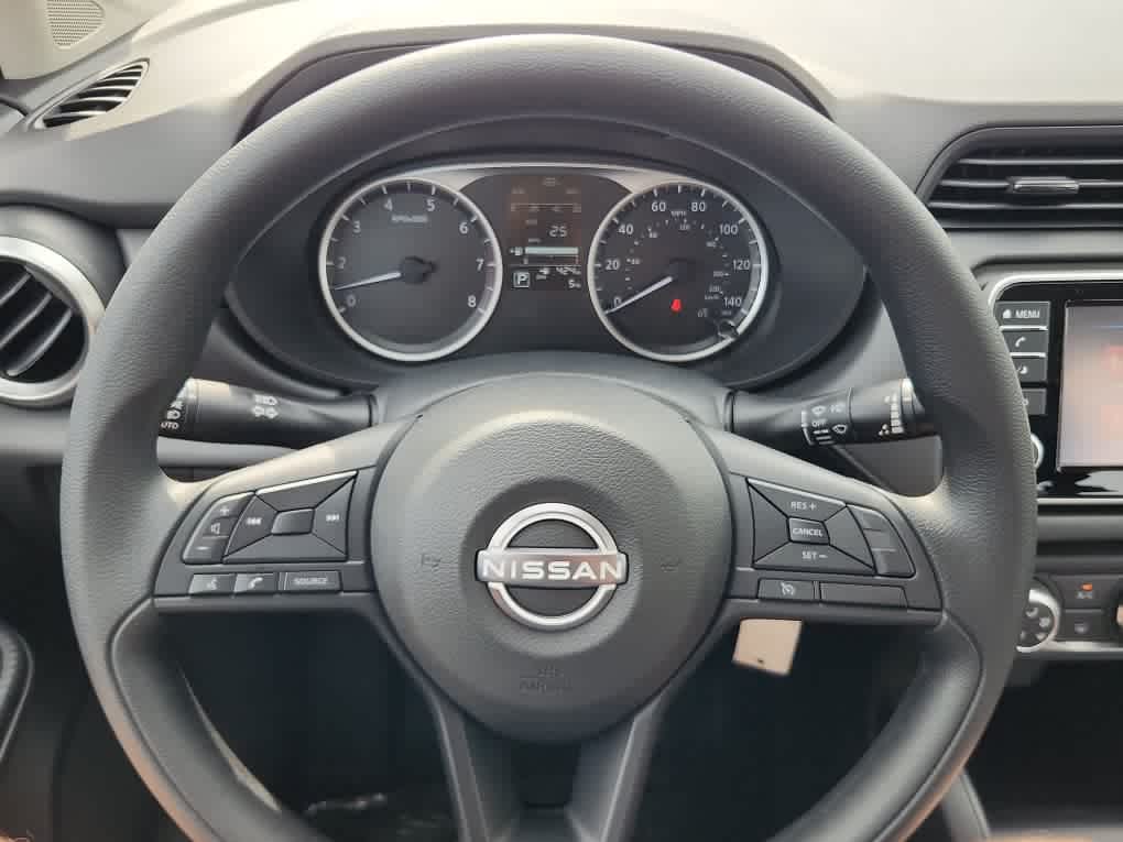 2025 Nissan Versa S photo 10