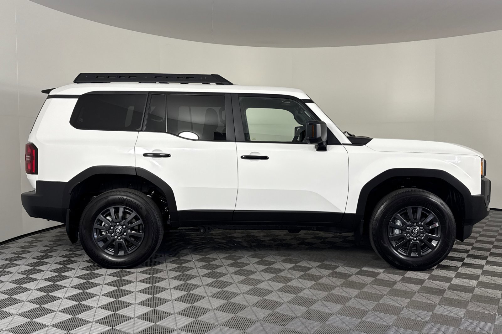 オデッセイランド Certified Pre-Owned 2025 Toyota Land Cruiser 1958 Sport