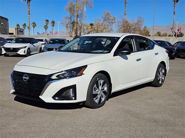 2025 Nissan Altima 2.5 S photo 2