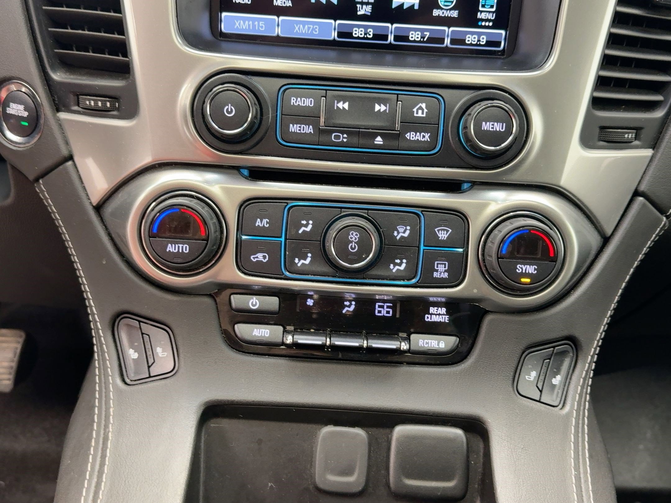 2019 Chevrolet Tahoe LT photo 17