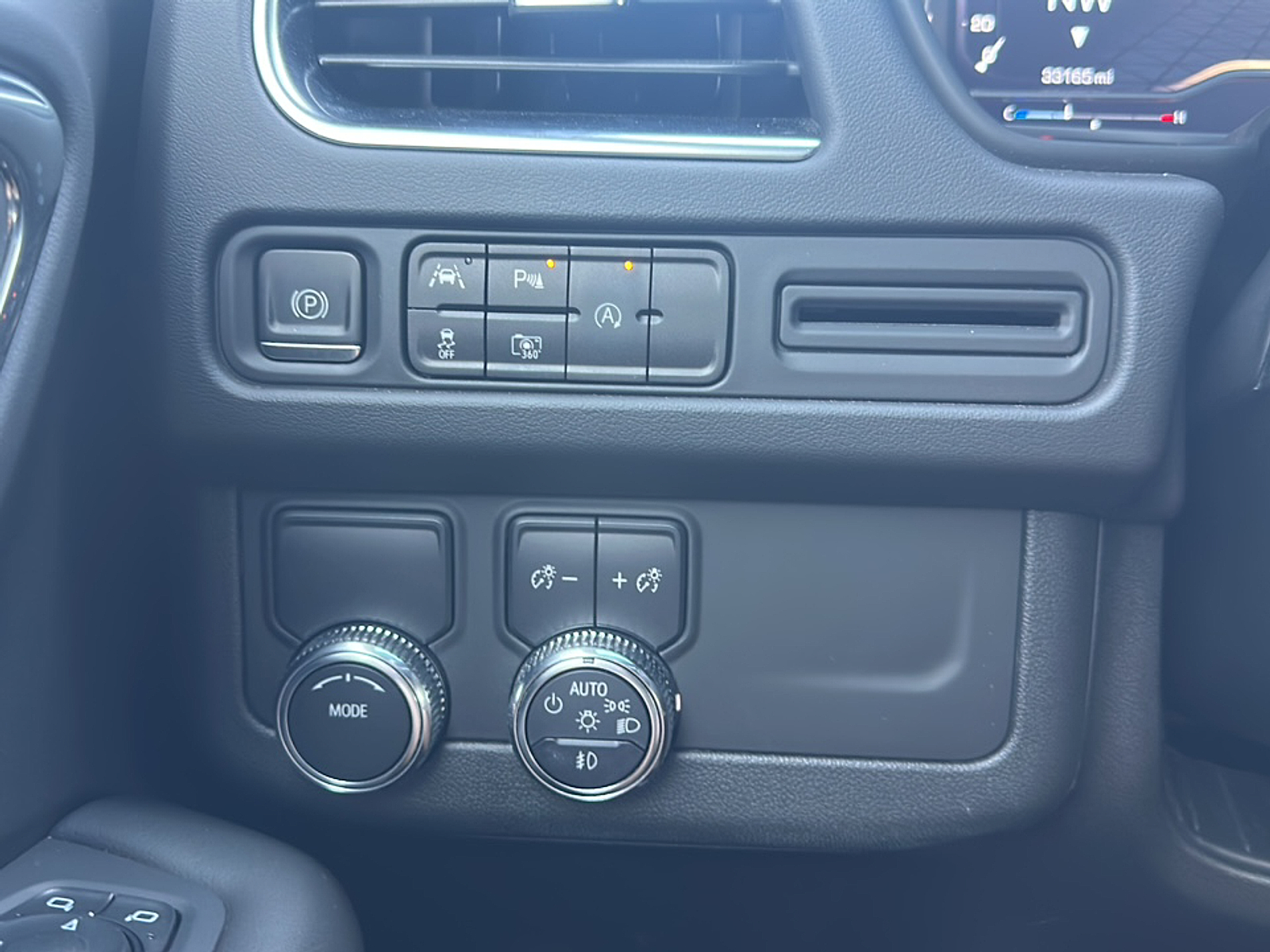 2023 Gmc Yukon SLT photo 20