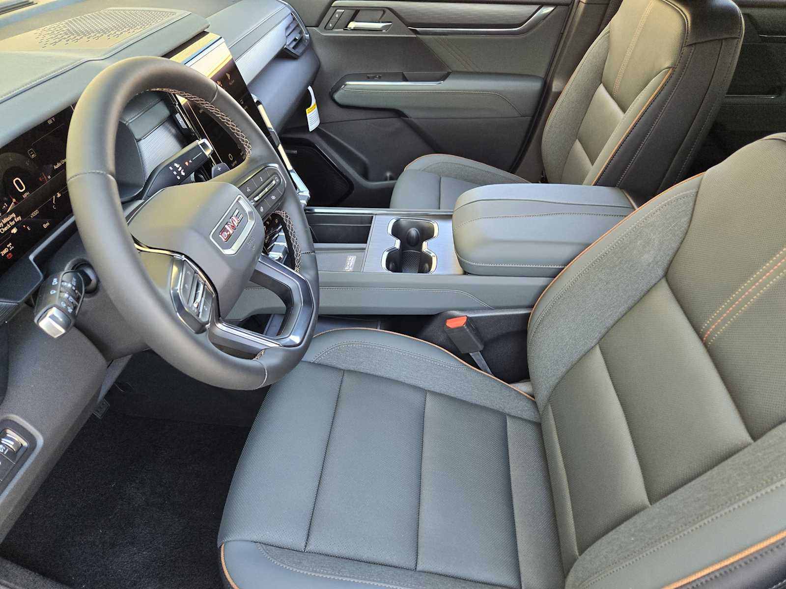 2026 Gmc Acadia AT4 photo 8