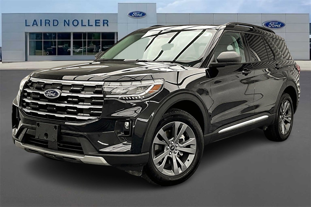 2025 Ford Explorer Active's photo