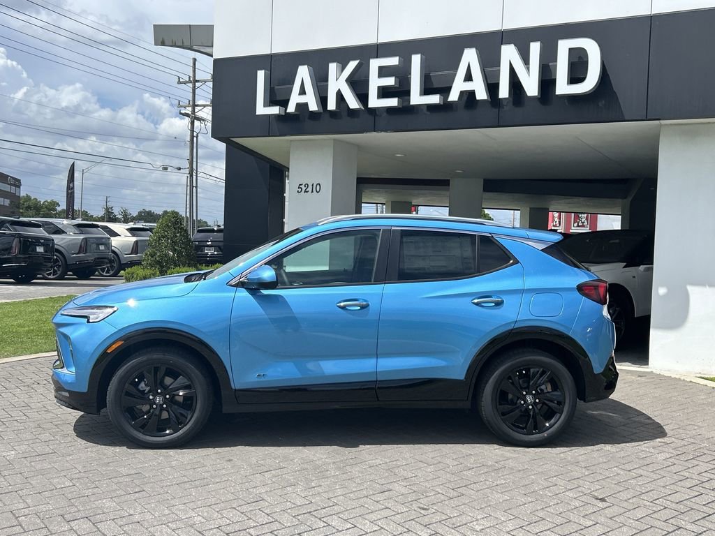 2026 Buick Encore GX Sport Touring photo 3