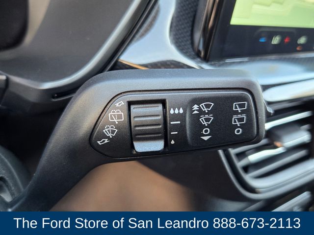 2025 Ford Escape ST-Line photo 27