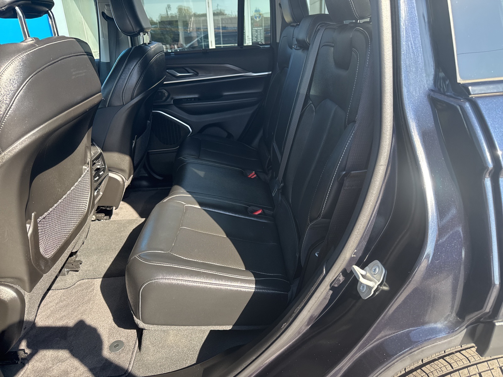 2023 Jeep Grand Cherokee Limited photo 16