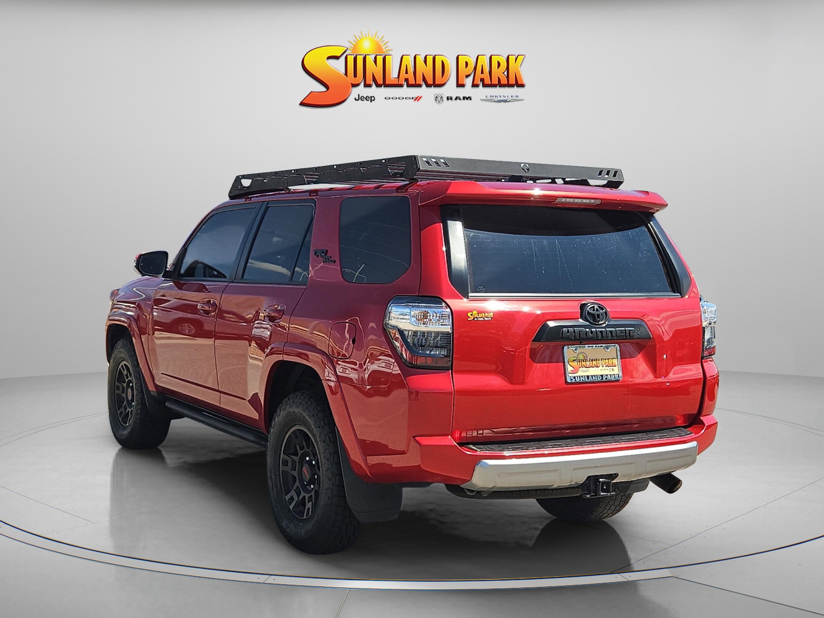 2023 Toyota 4Runner TRD Off-Road Premium photo 3