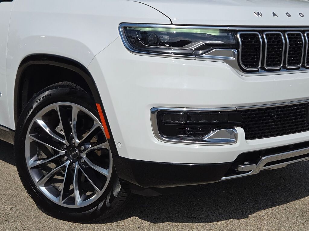 2024 Jeep Wagoneer Series III photo 3