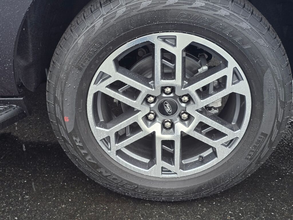 2025 Ford Expedition MAX EL photo 4