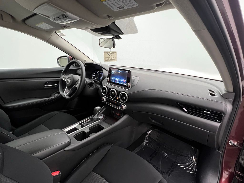 2024 Nissan Sentra SV photo 8