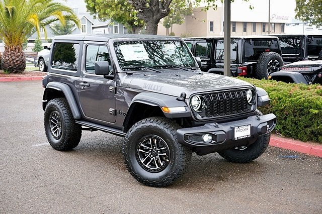 2025 Jeep Wrangler Rubicon photo 3
