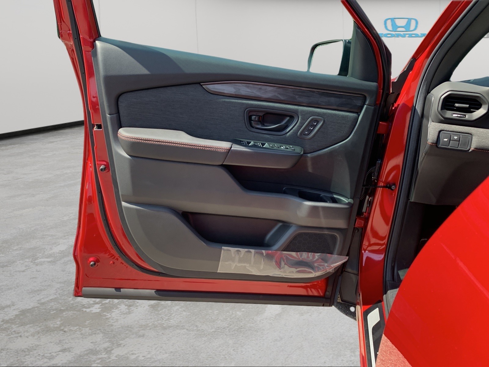 2026 Honda Passport TrailSport photo 27