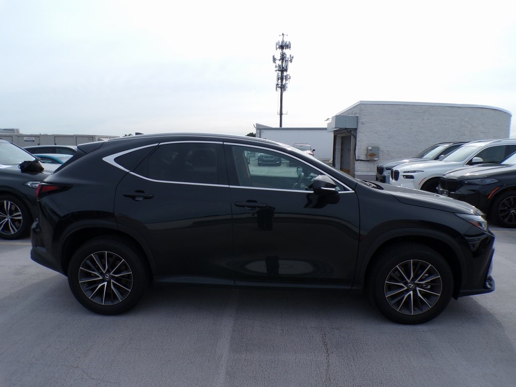 2022 Lexus NX 350 Premium photo 3