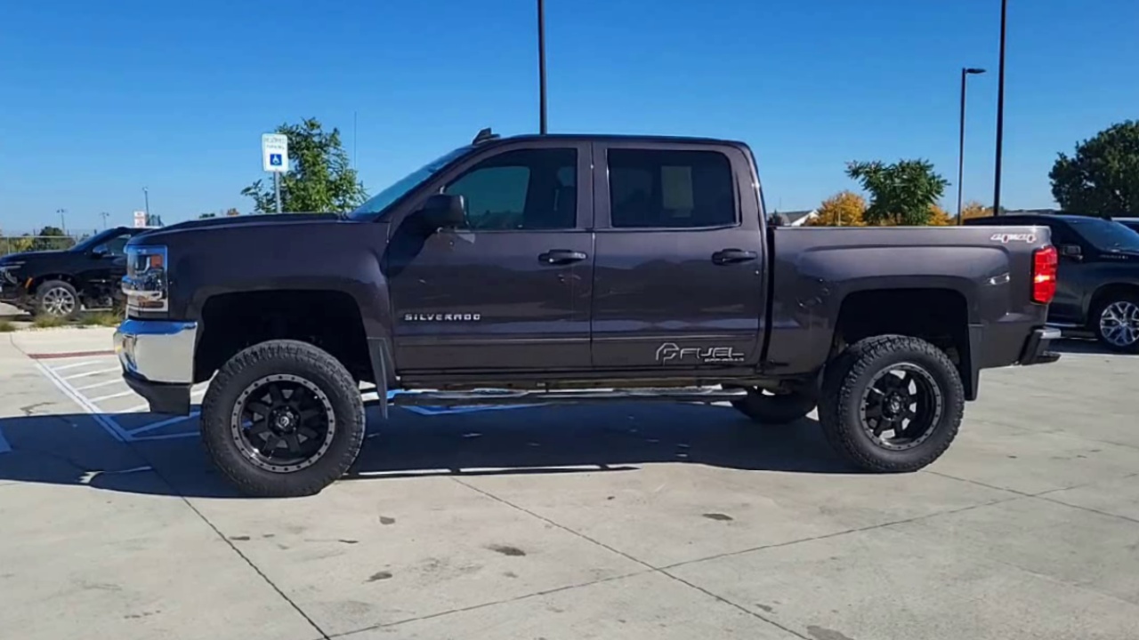 2016 Chevrolet Silverado 1500 LT photo 6