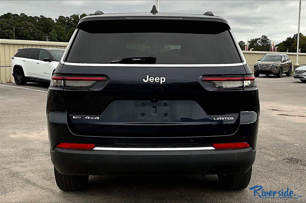 2023 Jeep Grand Cherokee Limited photo 3