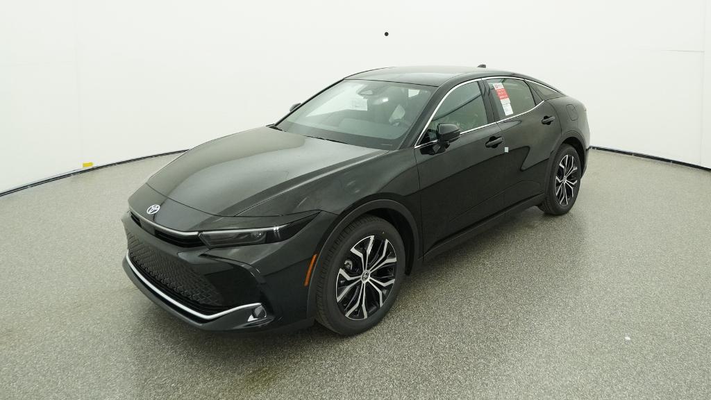 2026 Toyota Crown XLE's photo