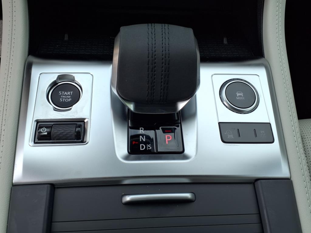 2026 Jaguar F-PACE P250 R-Dynamic S photo 10