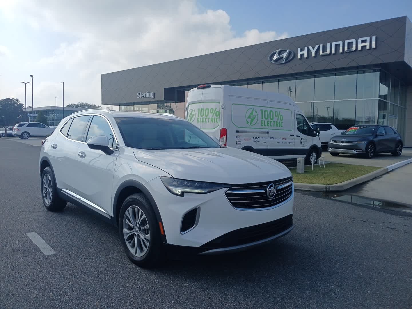 2023 Buick Envision Preferred's photo