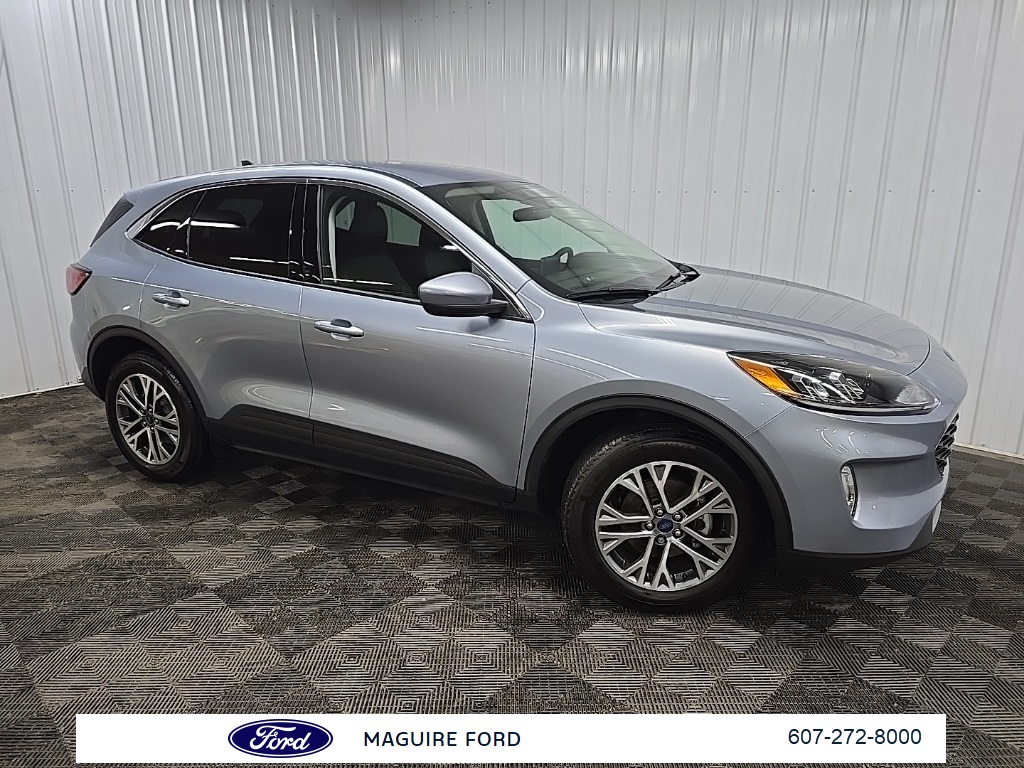 2022 Ford Escape SEL's photo