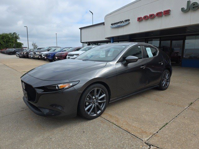 2019 Mazda Mazda3 Hatchback Preferred photo 3