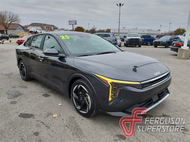 2025 Kia K4 EX's photo