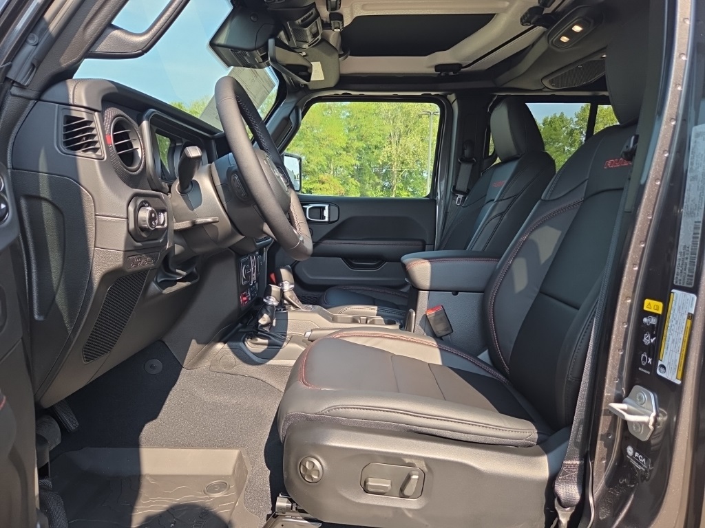 2025 Jeep Gladiator Rubicon photo 12