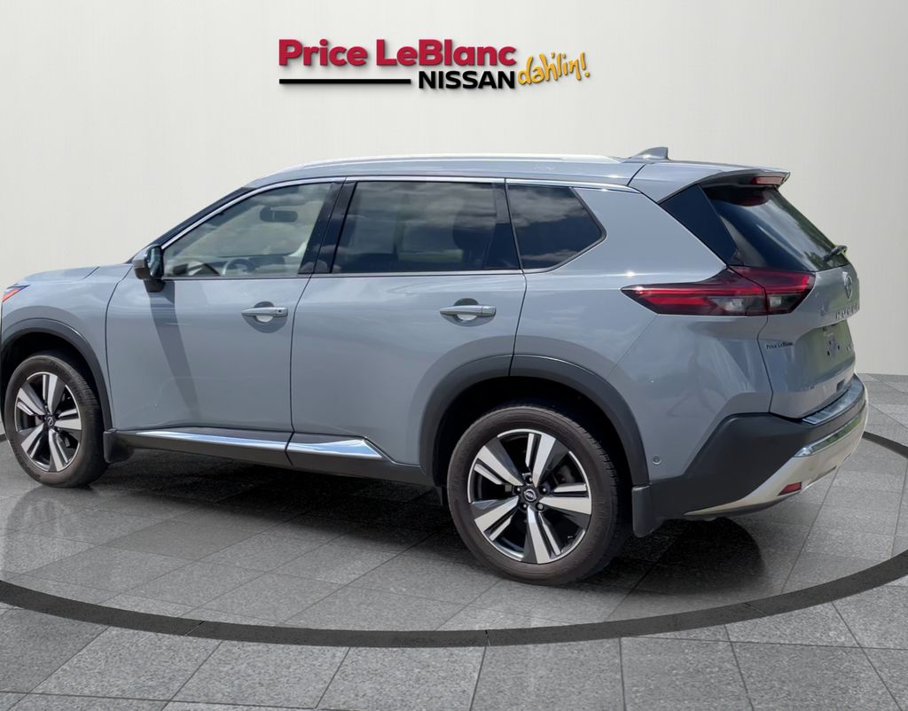 2022 Nissan Rogue Platinum photo 5