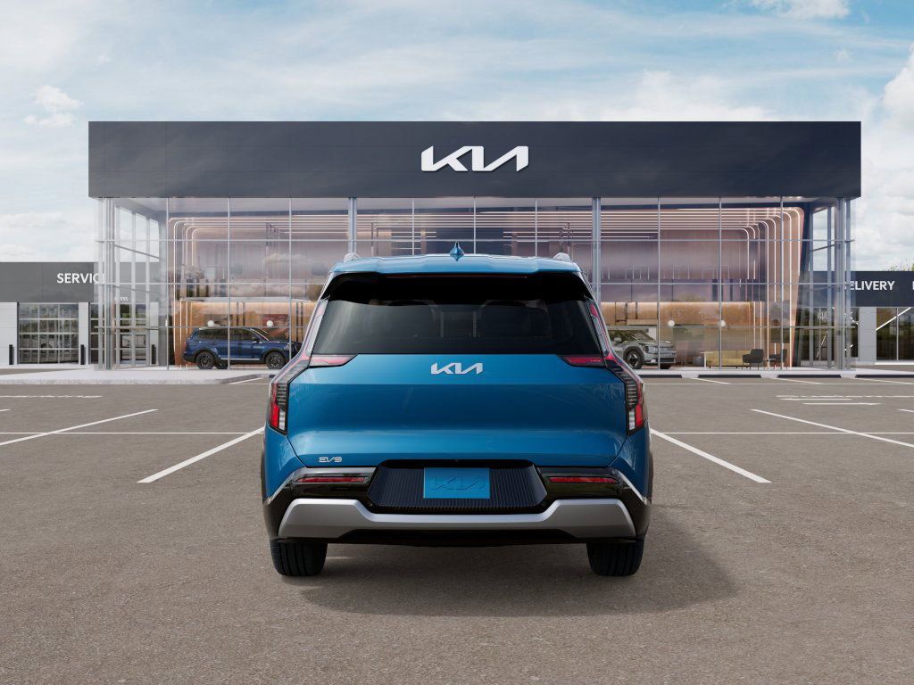 2026 Kia EV9 Land photo 4