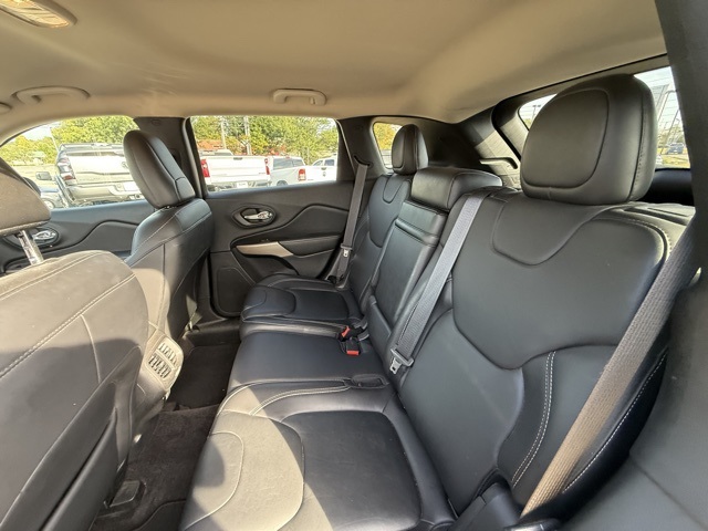 2017 Jeep Cherokee Limited photo 23