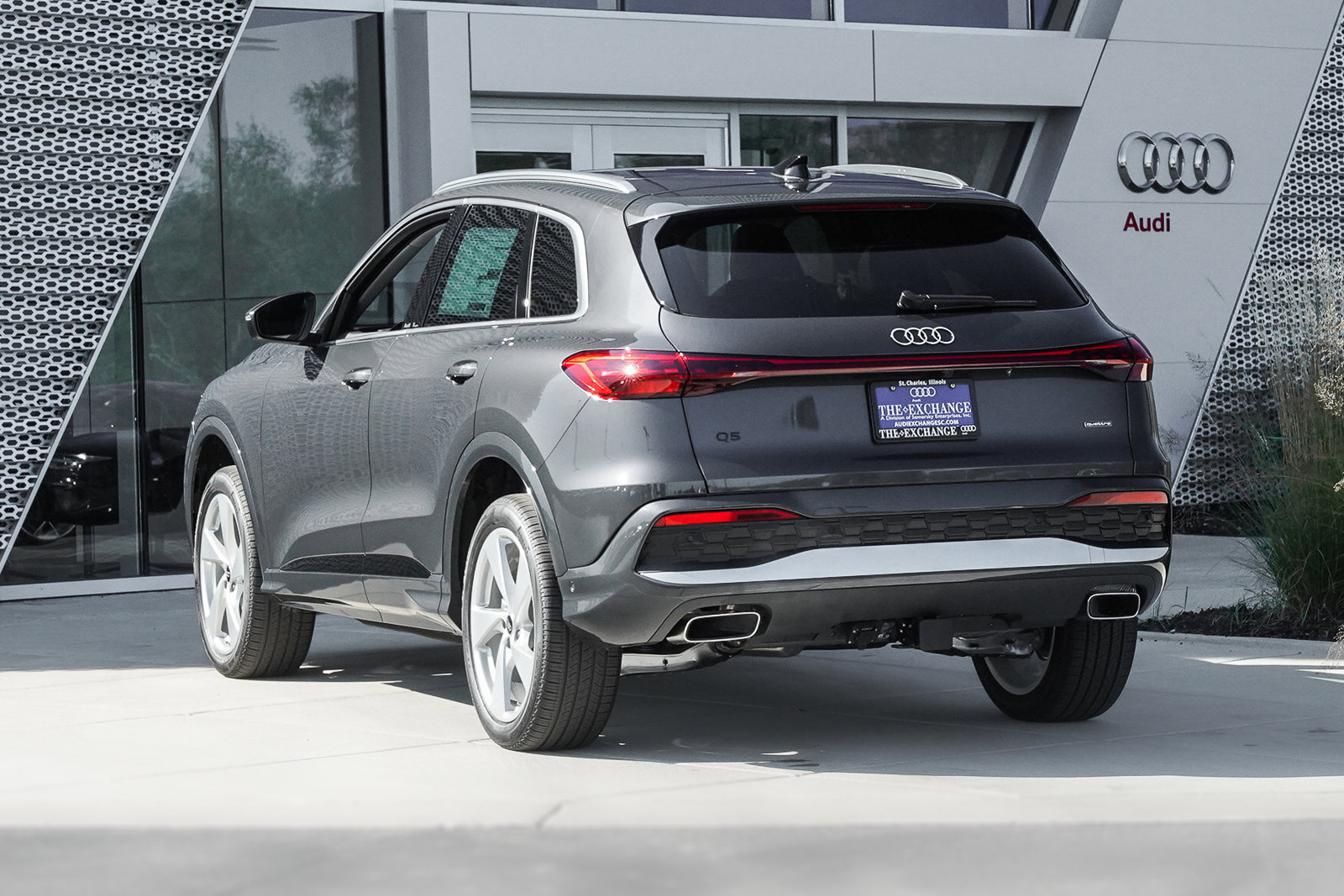 2025 Audi Q5 Premium Plus photo 4