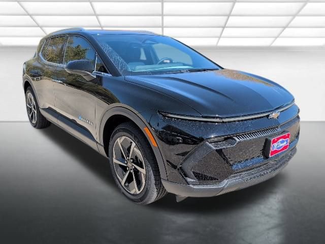 2026 Chevrolet Equinox EV 2LT's photo