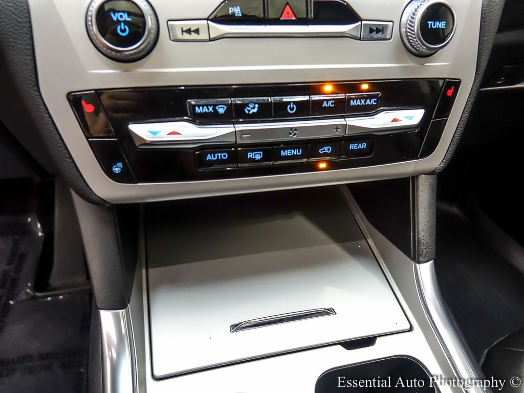 2024 FORD EXPLORER - Image 22