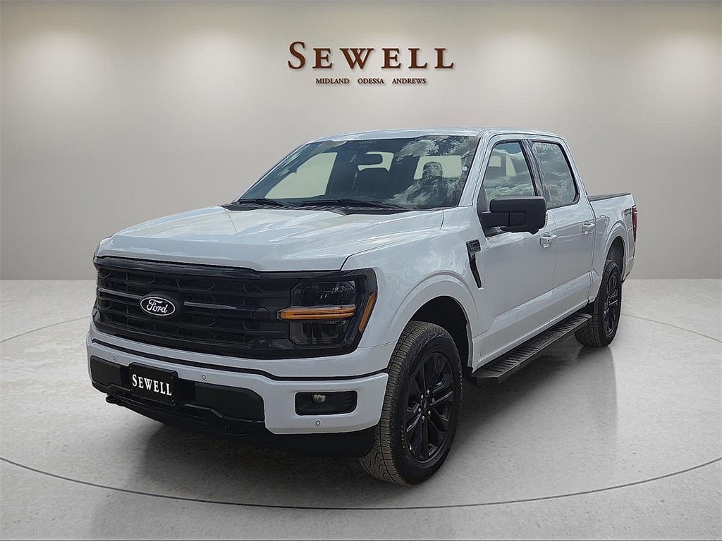 2025 Ford F-150 XLT's photo