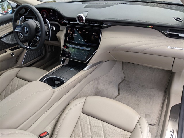 2024 Maserati Granturismo Modena photo 11