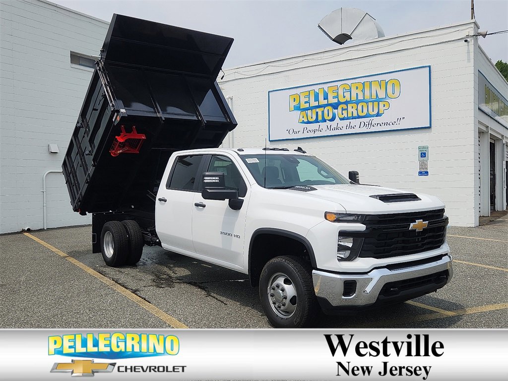 2025 Chevrolet Silverado 3500HD Work Truck's photo