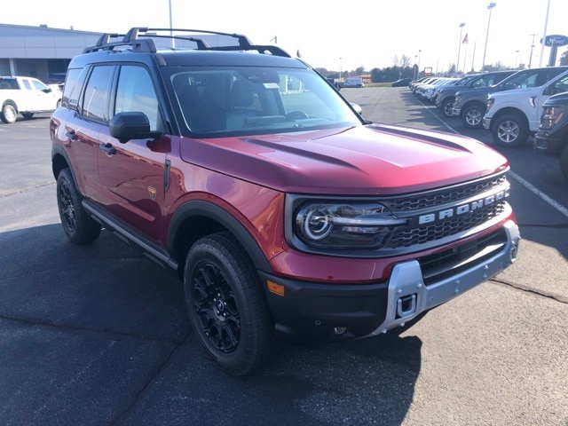 2025 Ford Bronco Sport Badlands photo 3